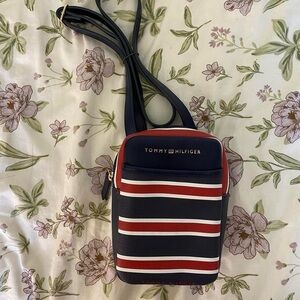 Tommy Hilfiger purse